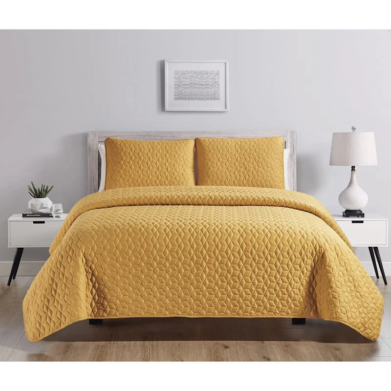 3-Piece Gold Hector Stitch Quilt Set, Full/Queen 4 3-Piece Gold Hector Stitch Quilt Set, Full/Queen - Image 2
