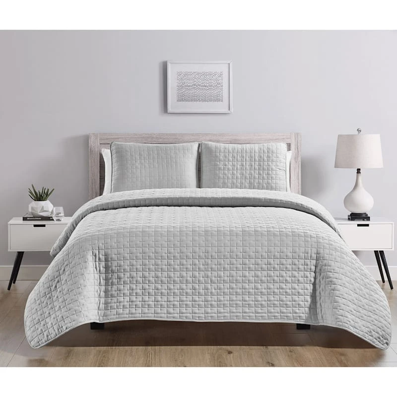 3-Piece Grey Roy Stitch Quilt Set, King 4 3-Piece Grey Roy Stitch Quilt Set, King - Image 2