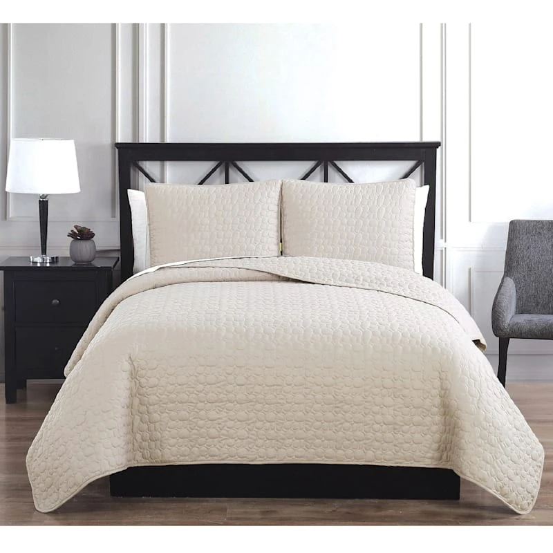3-Piece Ivory Pebble Stitch Quilt Set, King 3 3-Piece Ivory Pebble Stitch Quilt Set, King