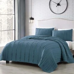 3-Piece Super Soft Blue Quilt Set, Queen