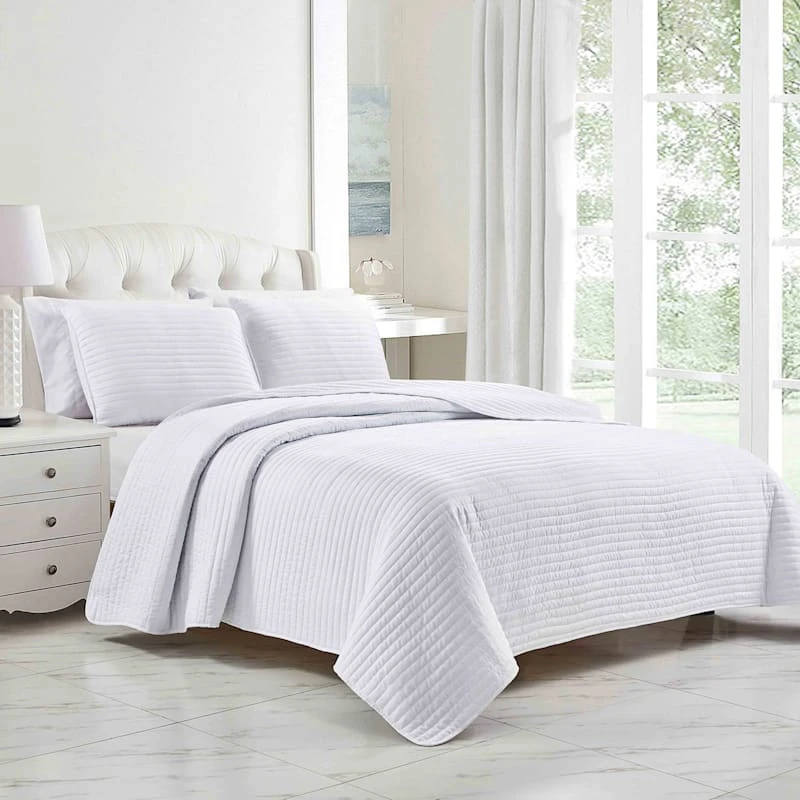 3-Piece White Striped Quilt Set, Queen 3 3-Piece White Striped Quilt Set, Queen