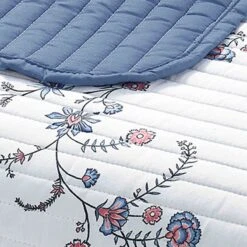 Blue & White Floral Bouquet Printed Quilt Set, King -Comforters Sales blue white floral bouquet printed quilt set king 3
