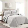 Found & Fable 3-Piece Grey Medallion Scalloped Quilt Set, Queen