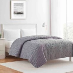 Path Geo Pinsonic Quilt Twin Grey