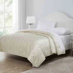 Taupe Tufted Quilt, King
